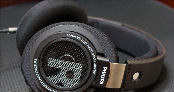 HD598音质纯净细腻，适合外出使用的头戴式耳机（细节还原出色，舒适度极高，是最佳的街头伴侣）