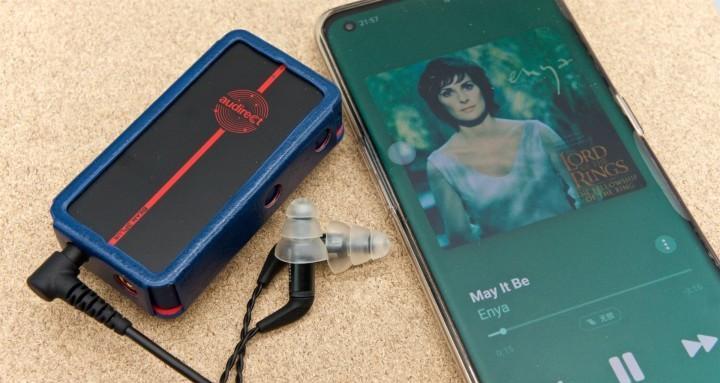 以音特美小四怎么样，轻松拥有完美音质（体验高品质音乐，让音乐更美好）