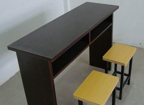 以一米辅导，助力学子成功（高效个性化学习平台，为学生提供优质辅导服务）