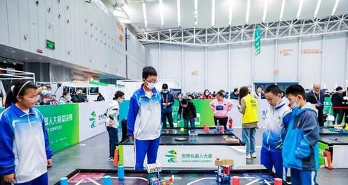 探索潍坊华创机器人的技术与应用（创新、智能、领先——华创机器人在潍坊的发展与应用）