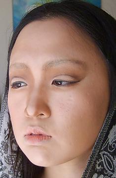 蒙娜丽莎的真实面貌（解读蒙娜丽莎的面容之谜，探究她神秘微笑背后的故事）
